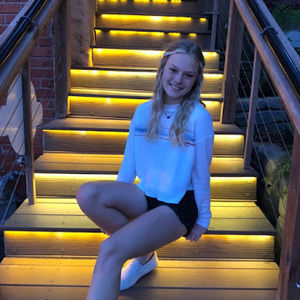 Meet your Posher, Jenna